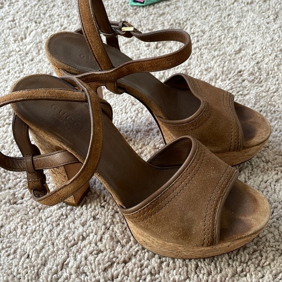 Gucci platform suede cork sandal - Picture 5 of 5
